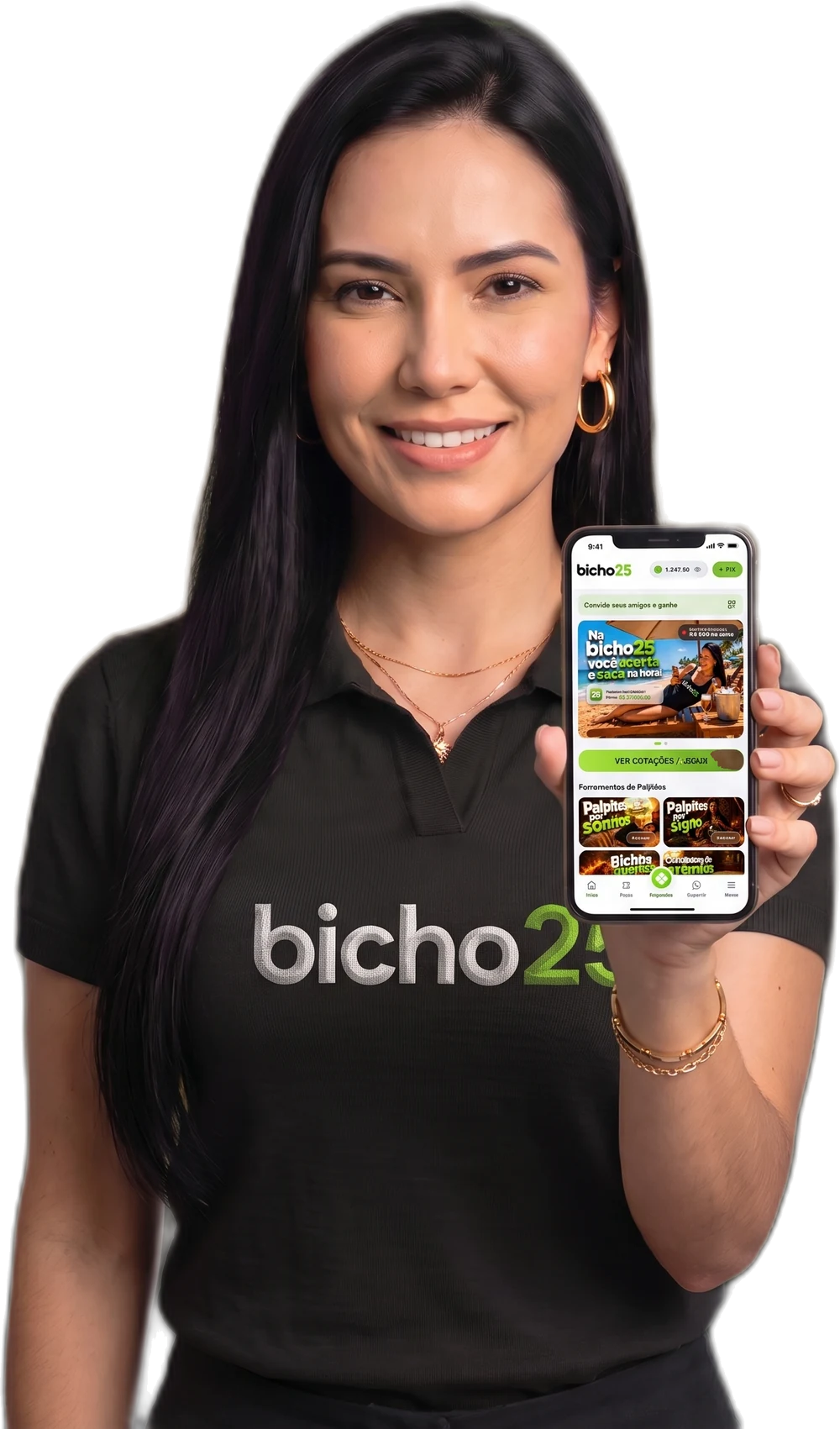 Embaixadora da bicho25 segurando o app de jogo do bicho online